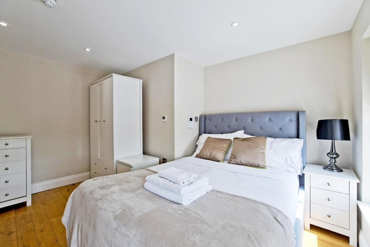 Appartement Sumptuous 1br Duplex Londen