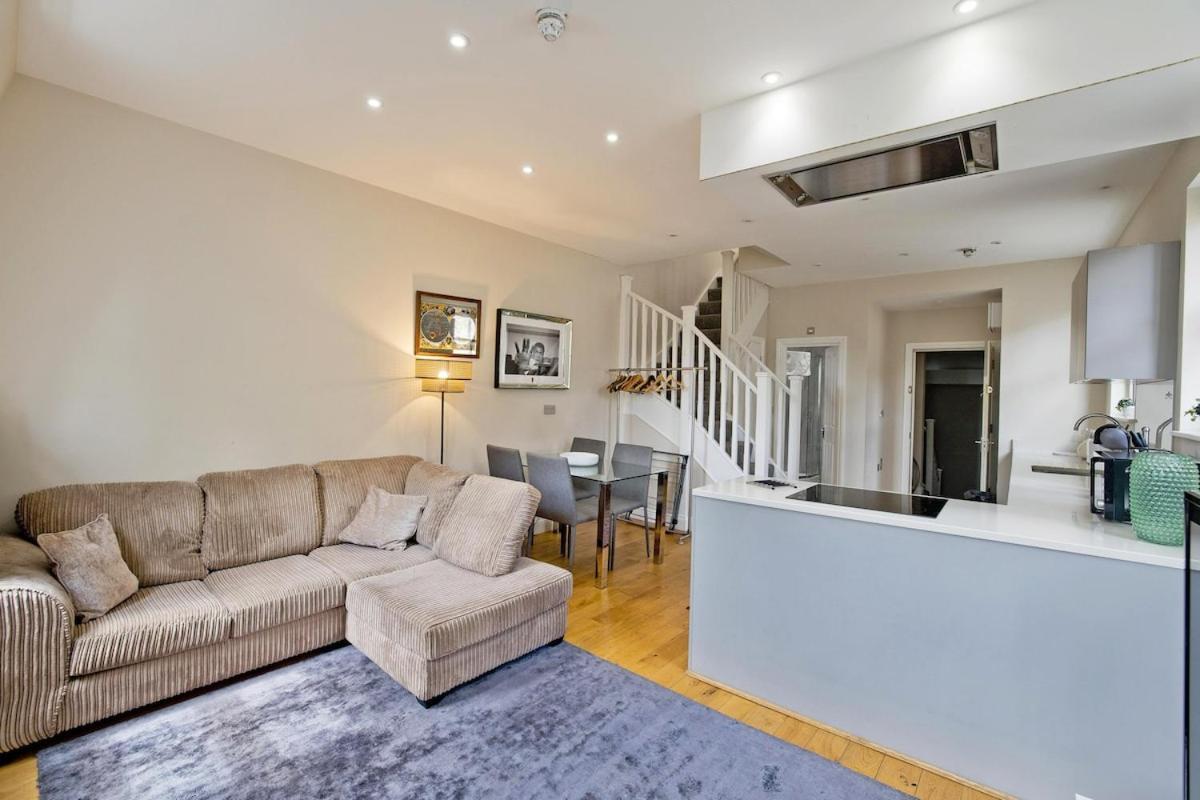 Sumptuous 1br Duplex
