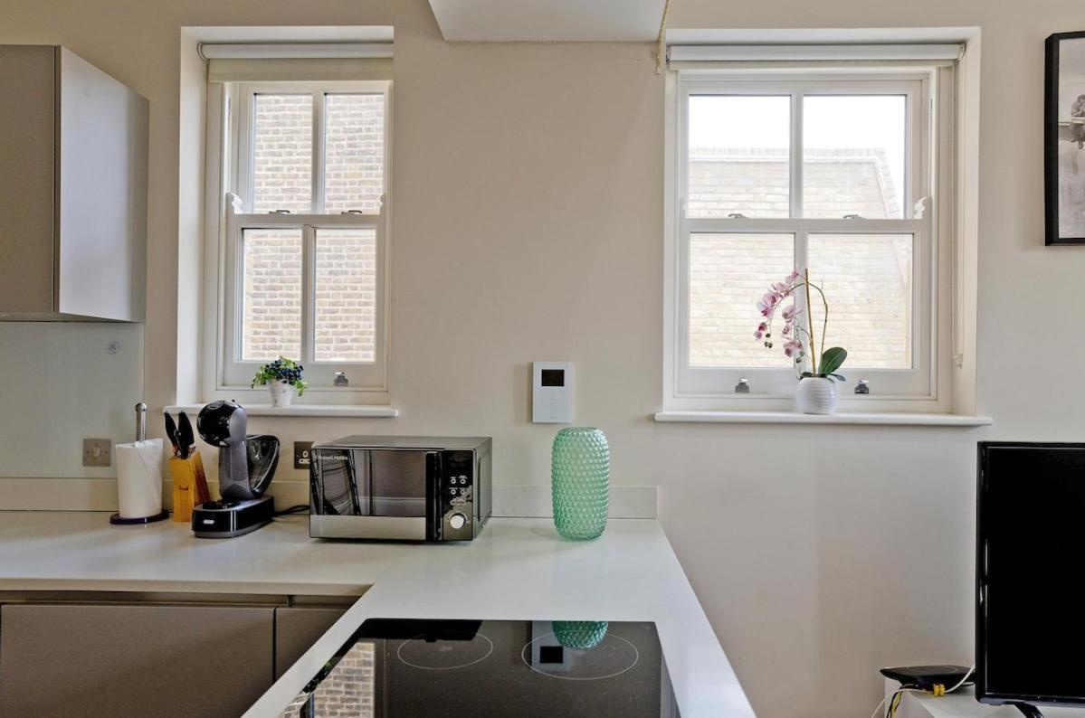 Sumptuous 1br Duplex *